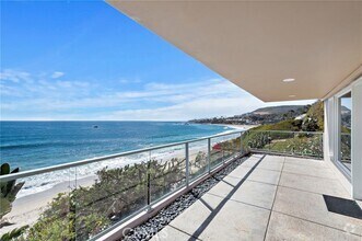 Building Photo - 603 S Coast Hwy