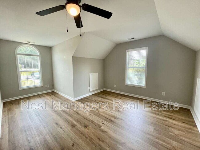 Building Photo - 216 Cobblestone Dr