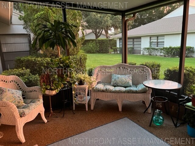 Building Photo - Fully Furnished Golf Course Villa