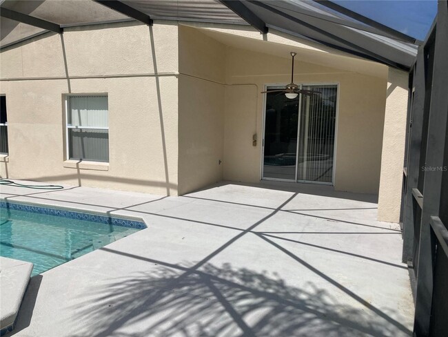 Building Photo - 114 Sand Ridge Dr