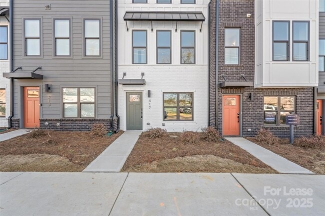 Building Photo - 417 Blairhill Rd