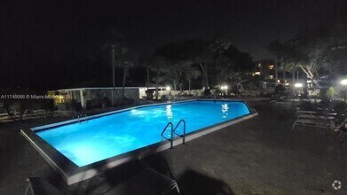 Building Photo - 2650 S Course Dr
