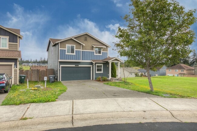 Building Photo - 1927 200 St E