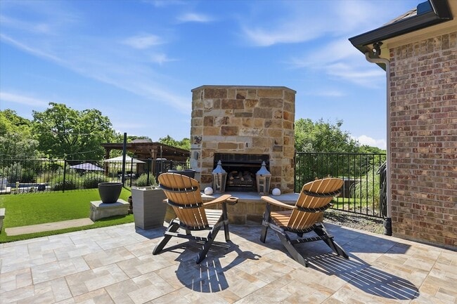 Building Photo - 6630 Caliche Cir