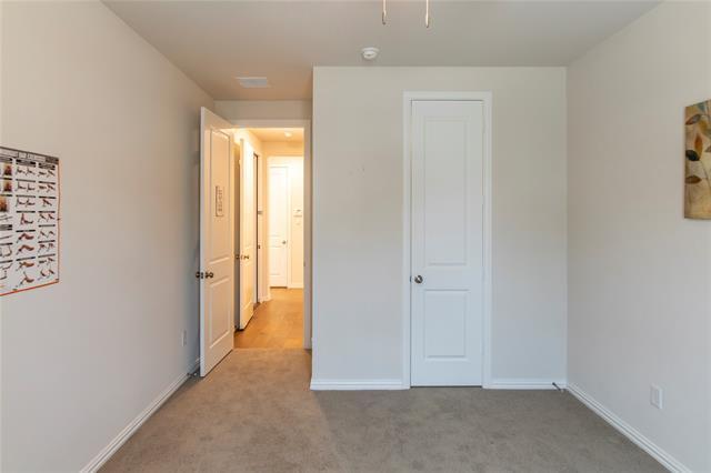 Building Photo - 1700 Hydrangea Ln