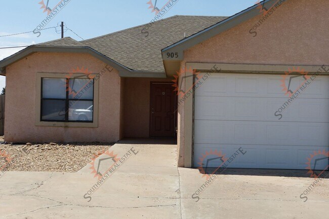 Primary Photo - 905 Stanton Pl