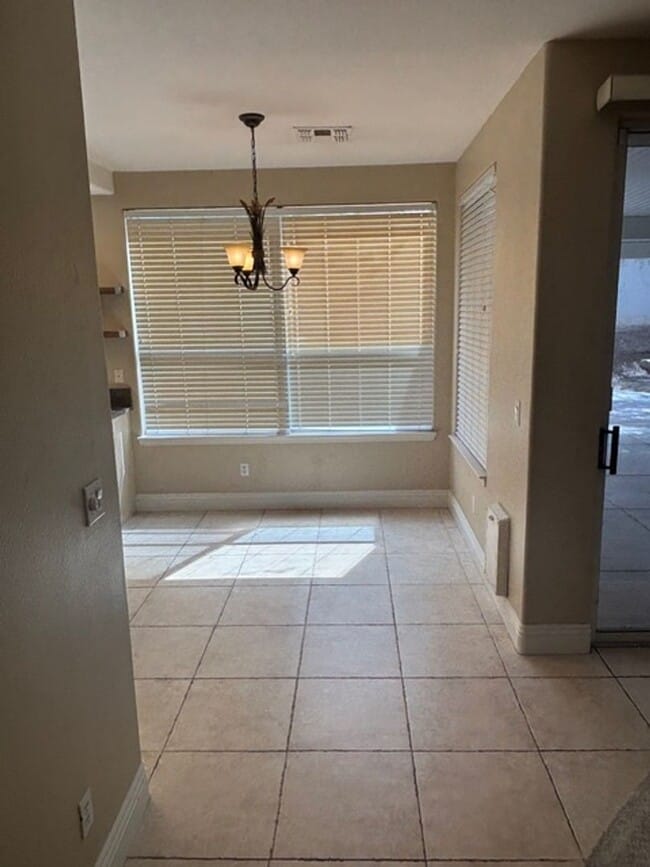 Building Photo - 2929 Sterling Cove Dr