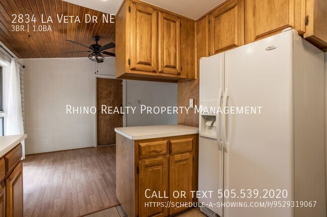 Building Photo - 2834 La Veta Dr