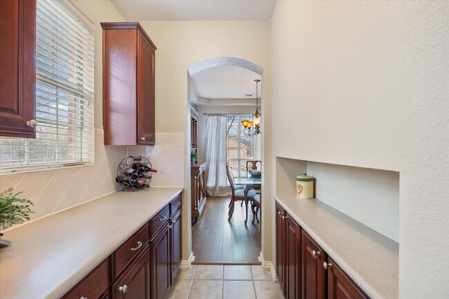 Building Photo - 619 Loch View Ct