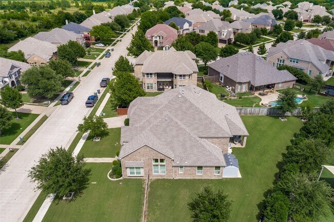 Building Photo - 2490 Stonybrook Dr