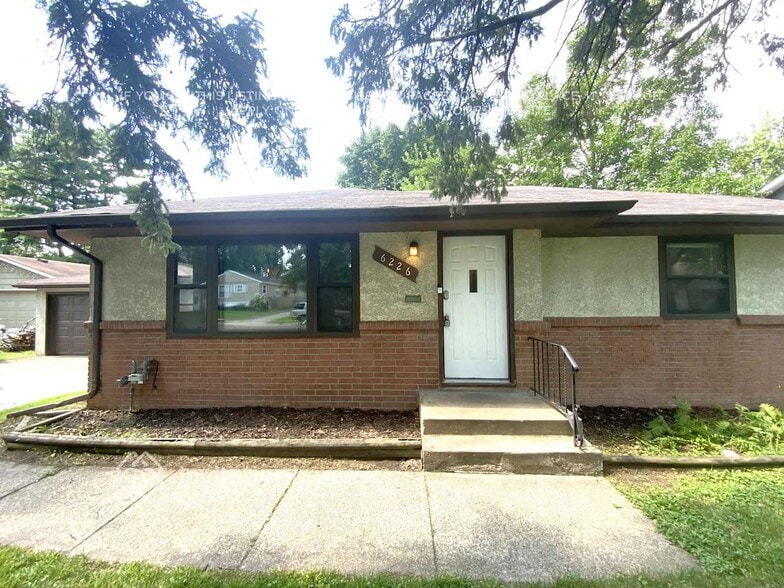 Primary Photo - 6226 14th Ave S