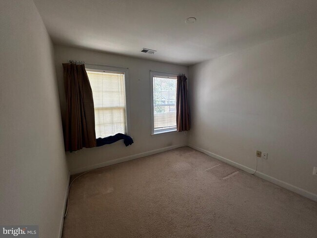Building Photo - 8177 McCauley Way