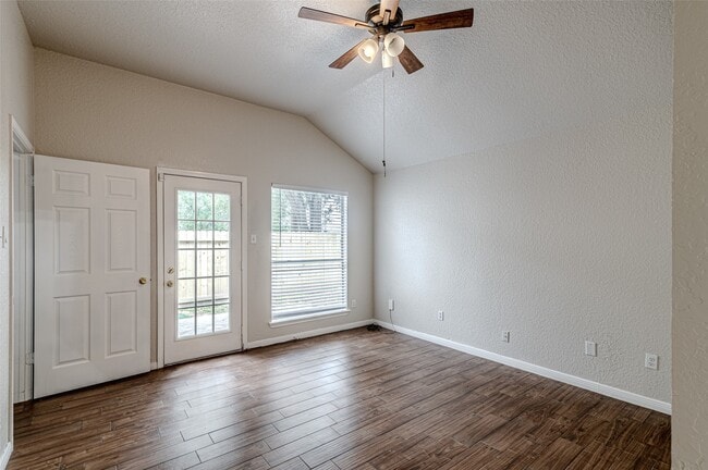 Building Photo - 1710 Blindlake Dr
