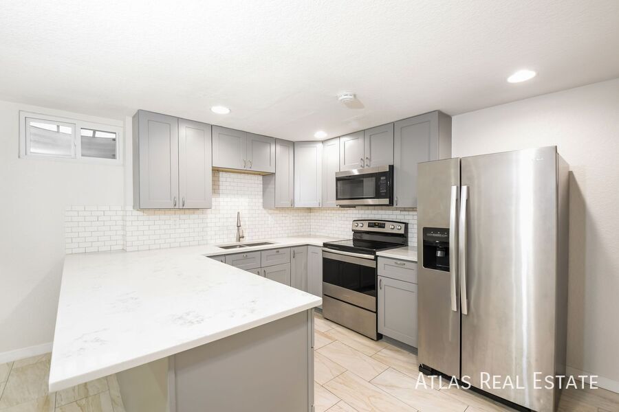 Building Photo - 4249 W 49th Ave