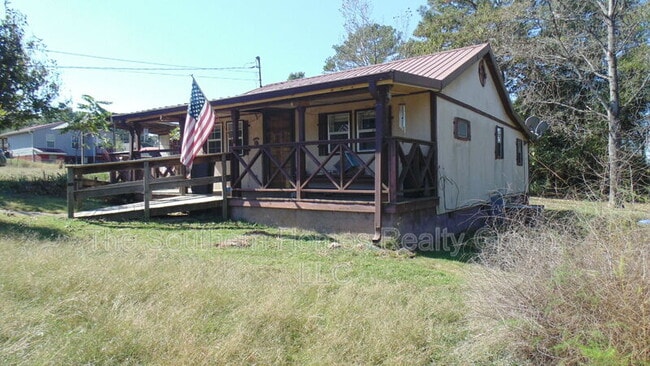 Building Photo - 113 Buck St