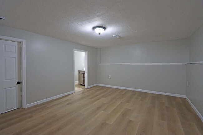 Building Photo - 1686 Jupiter Ave