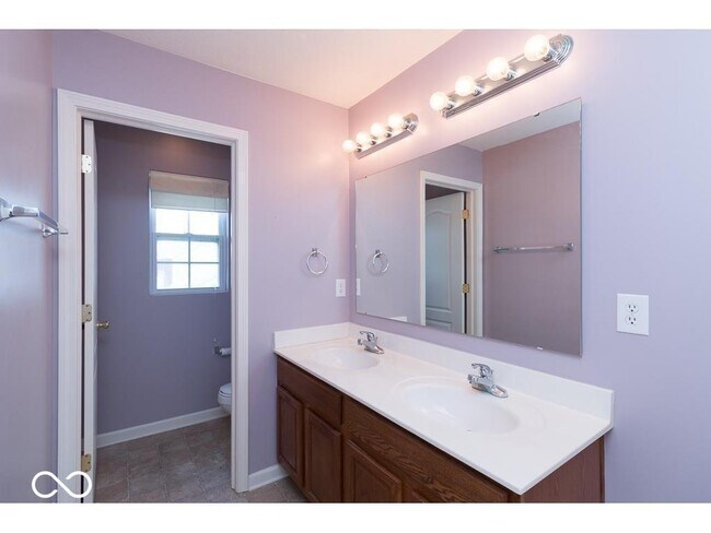 Building Photo - 14326 Shooting Star Dr