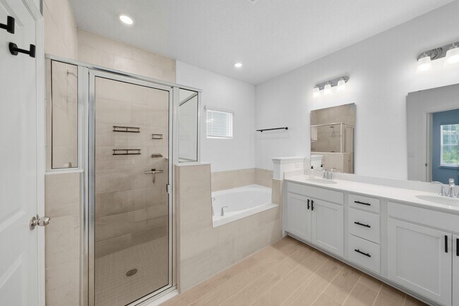 Building Photo - 60 Eustis Pt