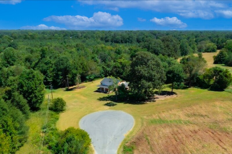 Building Photo - 407 Christopher Dr