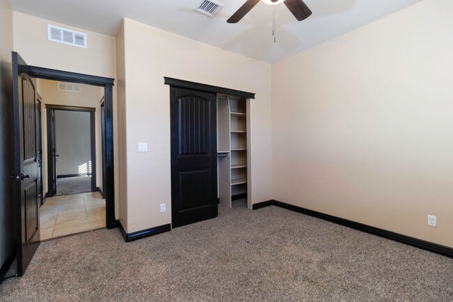 Building Photo - 3138 Fox Grove