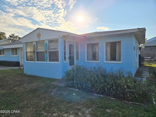 Building Photo - 205 W Toledo Pl