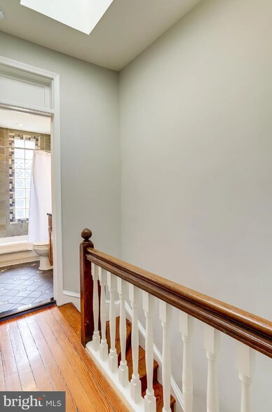 Upstairs hallway - 116 9th St SE