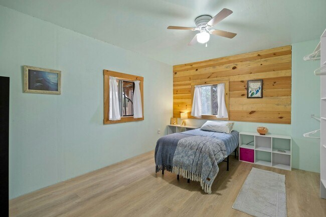 Building Photo - 5066 Iris St