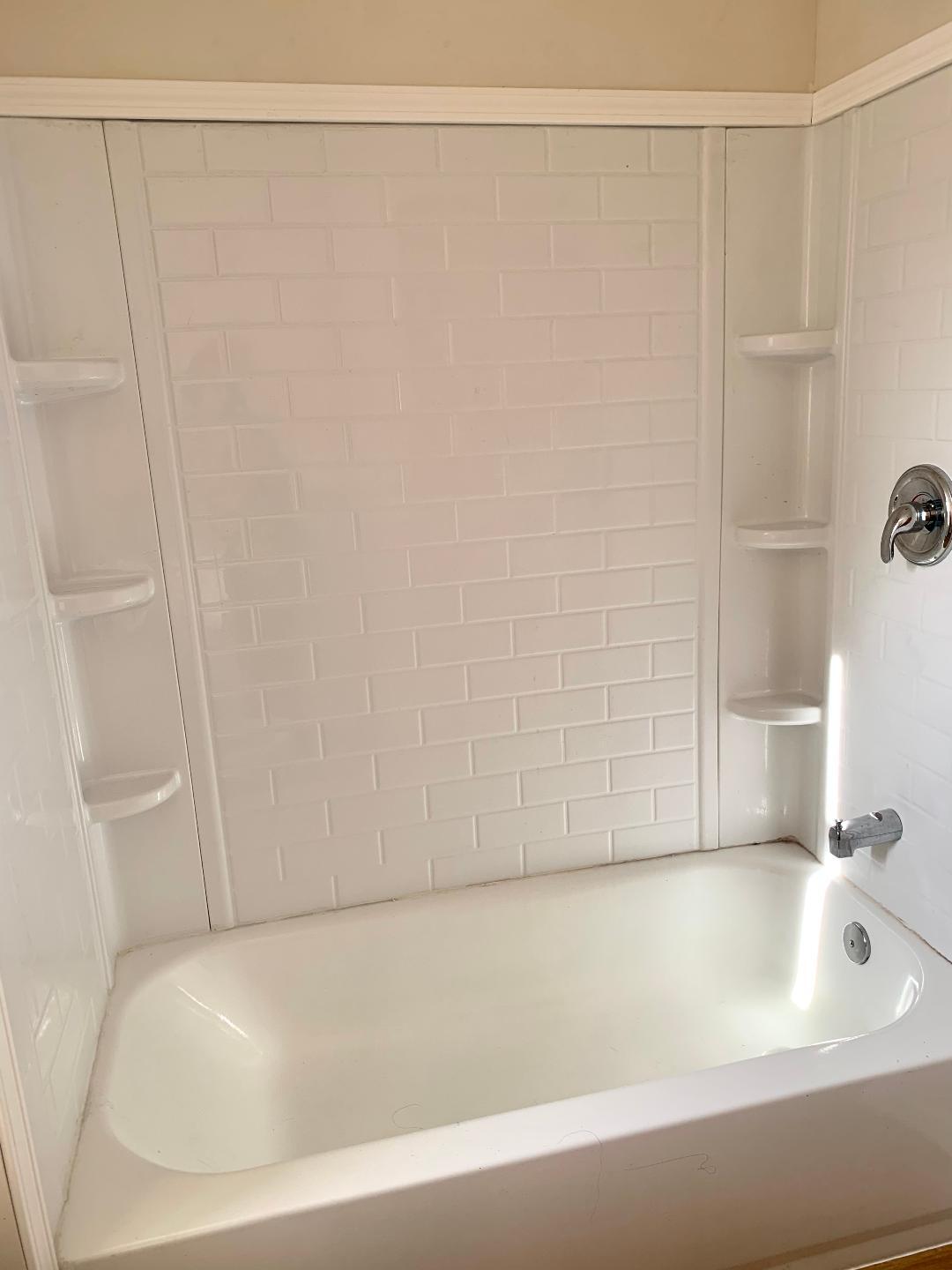 Building Photo - 207 N 1st St