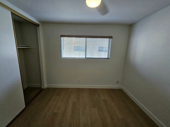 Building Photo - Modern Comfort Meets Convenience — 4-Bedro...