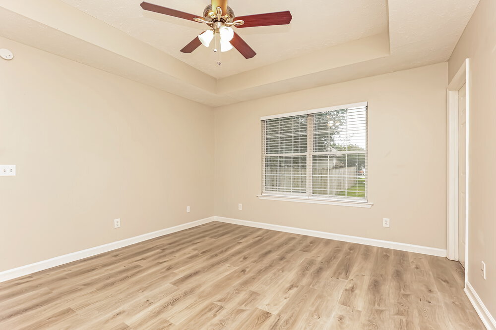 Building Photo - 605 Freedom Ct