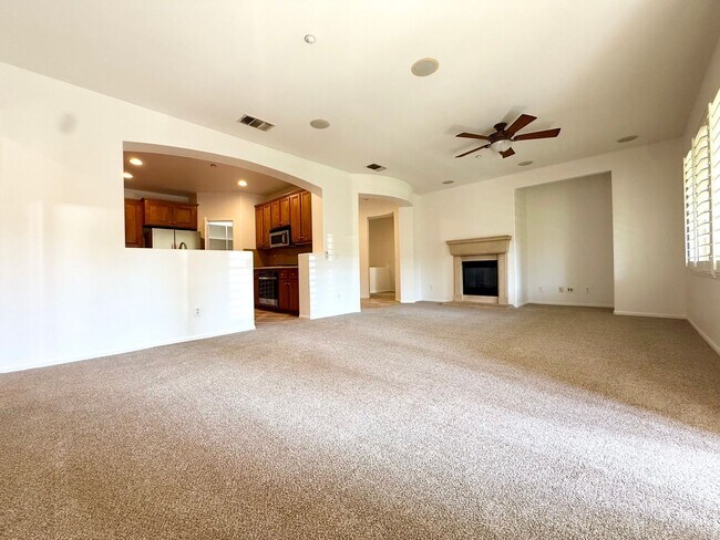 Building Photo - 2810 Piantino Cir