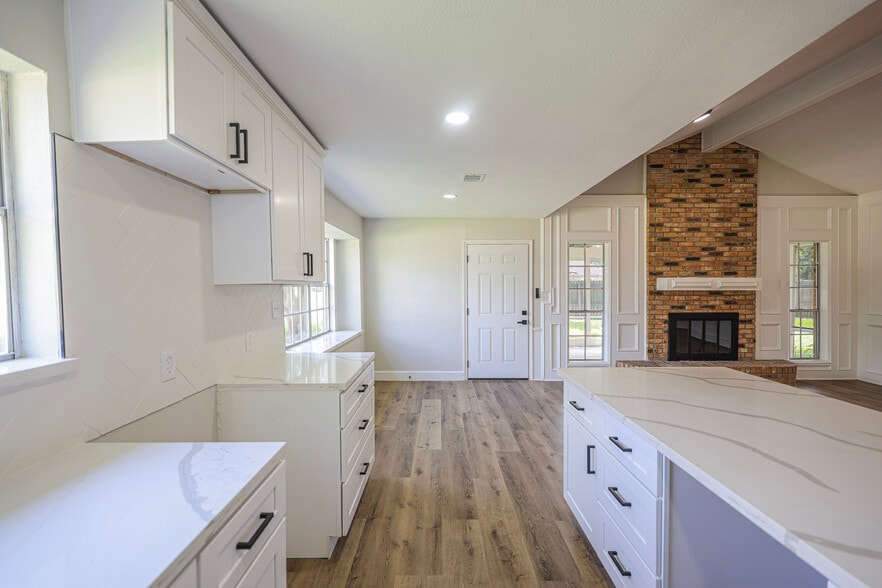 Building Photo - 51 Sweetgum Ct