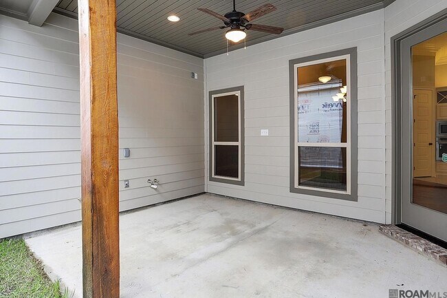 Building Photo - 41050 Galvez Trails Blvd