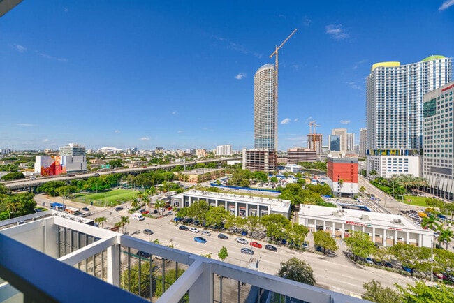 Building Photo - 239 SW 9th St