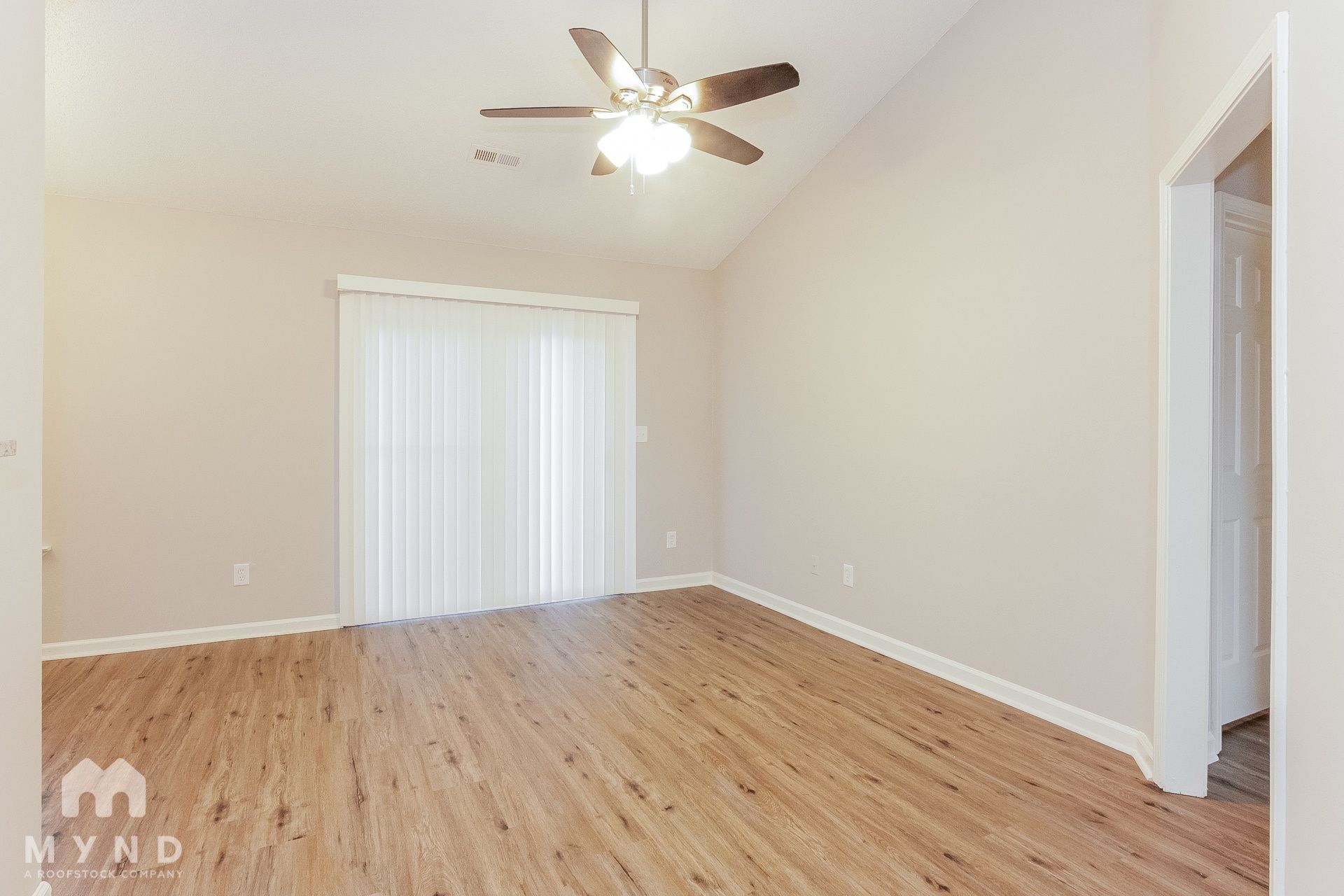 Building Photo - 5729 Glenhill Ct
