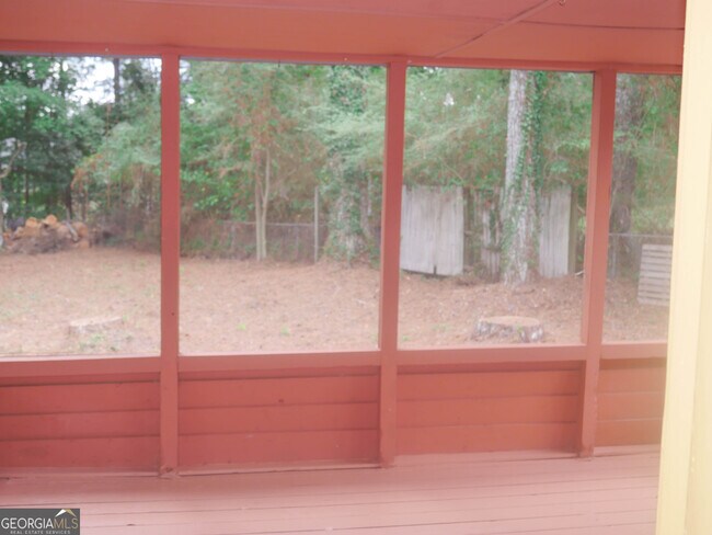 Building Photo - 6451 Edenfield Dr