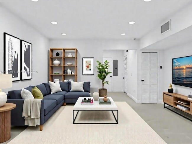 Building Photo - 107 Central Ave