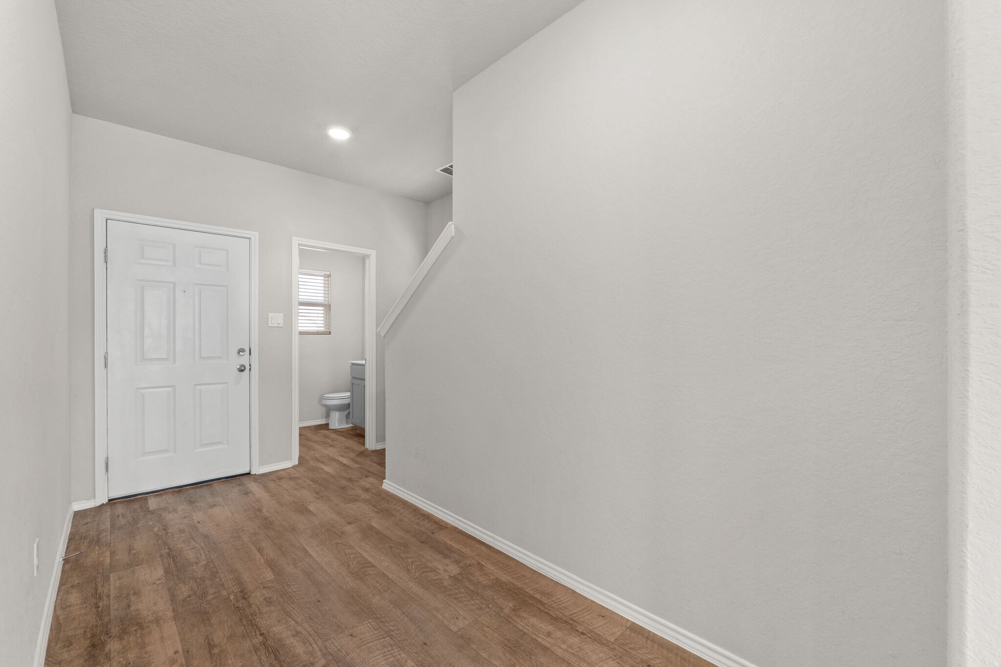 Building Photo - 3452 Redbud Grv