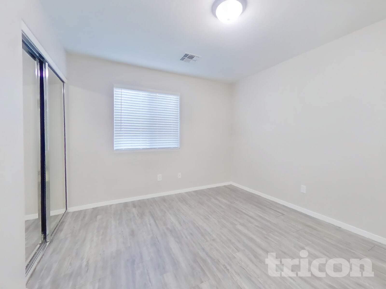 Building Photo - 15456 W Desert Mirage Dr