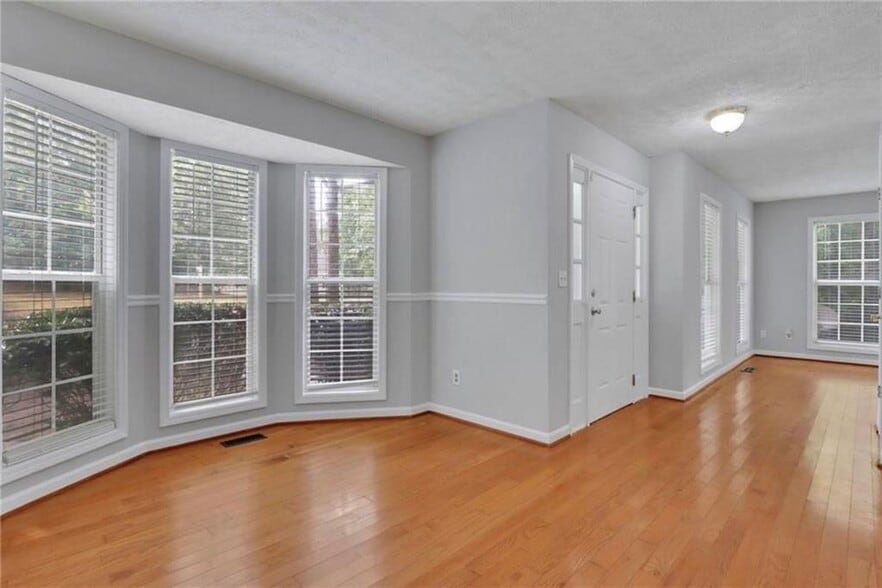 Building Photo - 4400 Autumn Glo Ct