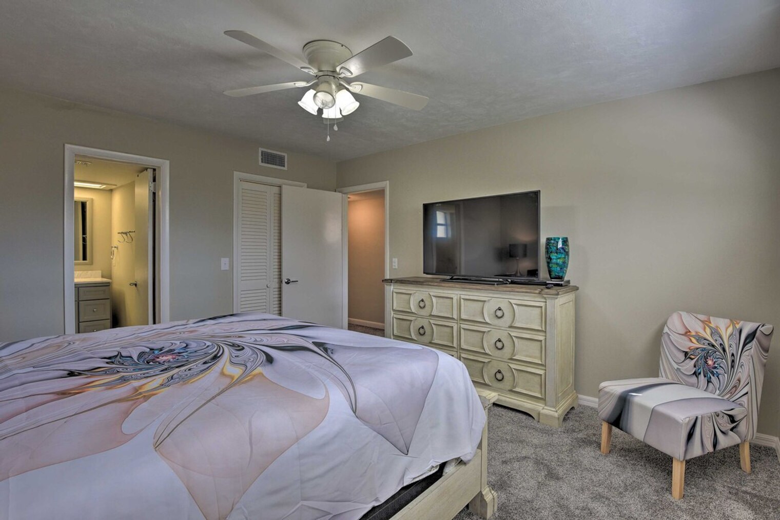 Building Photo - 726 Alden Dr