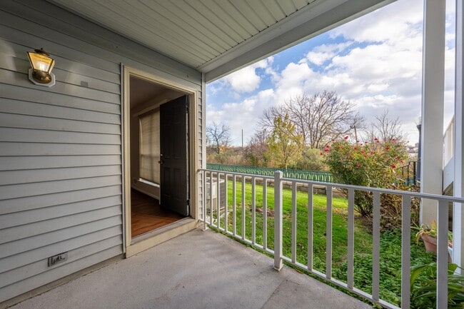 Building Photo - 109 Cherry St