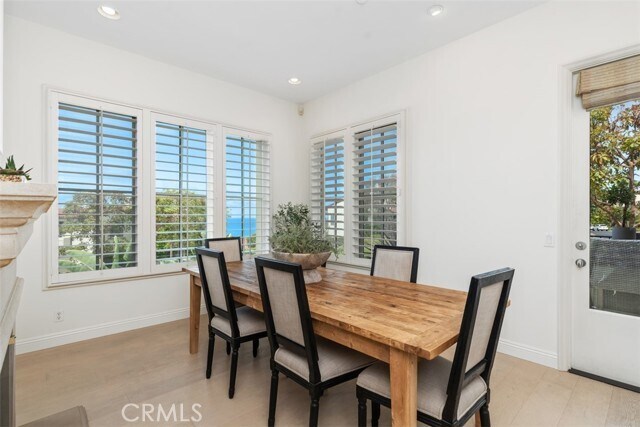 Building Photo - 150 Sidney Bay Dr