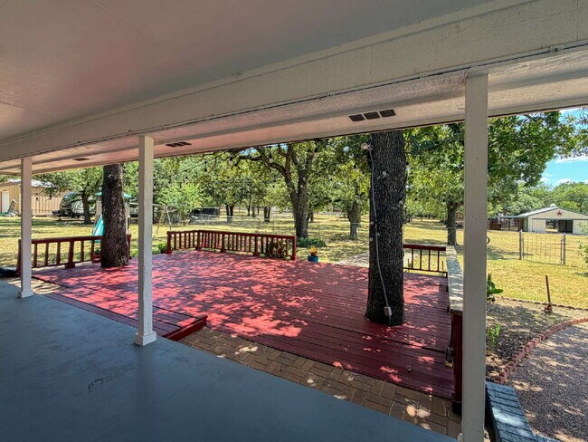 Building Photo - Beautiful 6 bed, 2 bath home in Burleson!