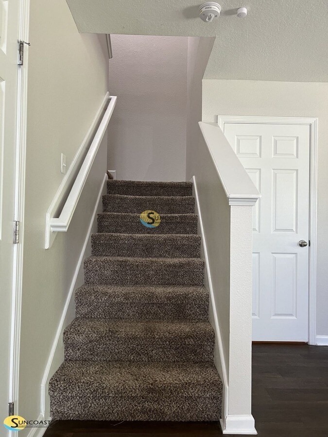 Building Photo - 7118 Plymouth Grove Ct