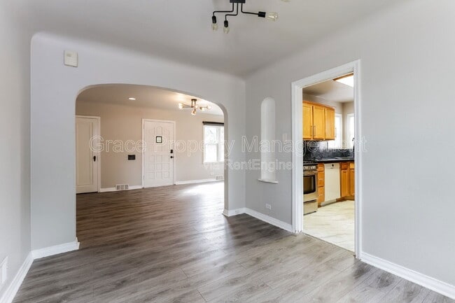 Building Photo - 3025 St Paul St