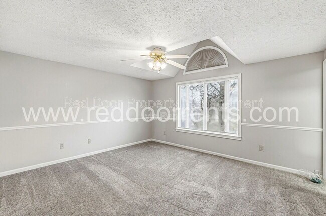 Building Photo - 8029 Cardinal Cove W