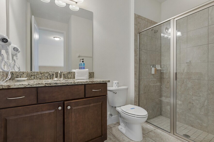 Building Photo - 331 Pendant Ct