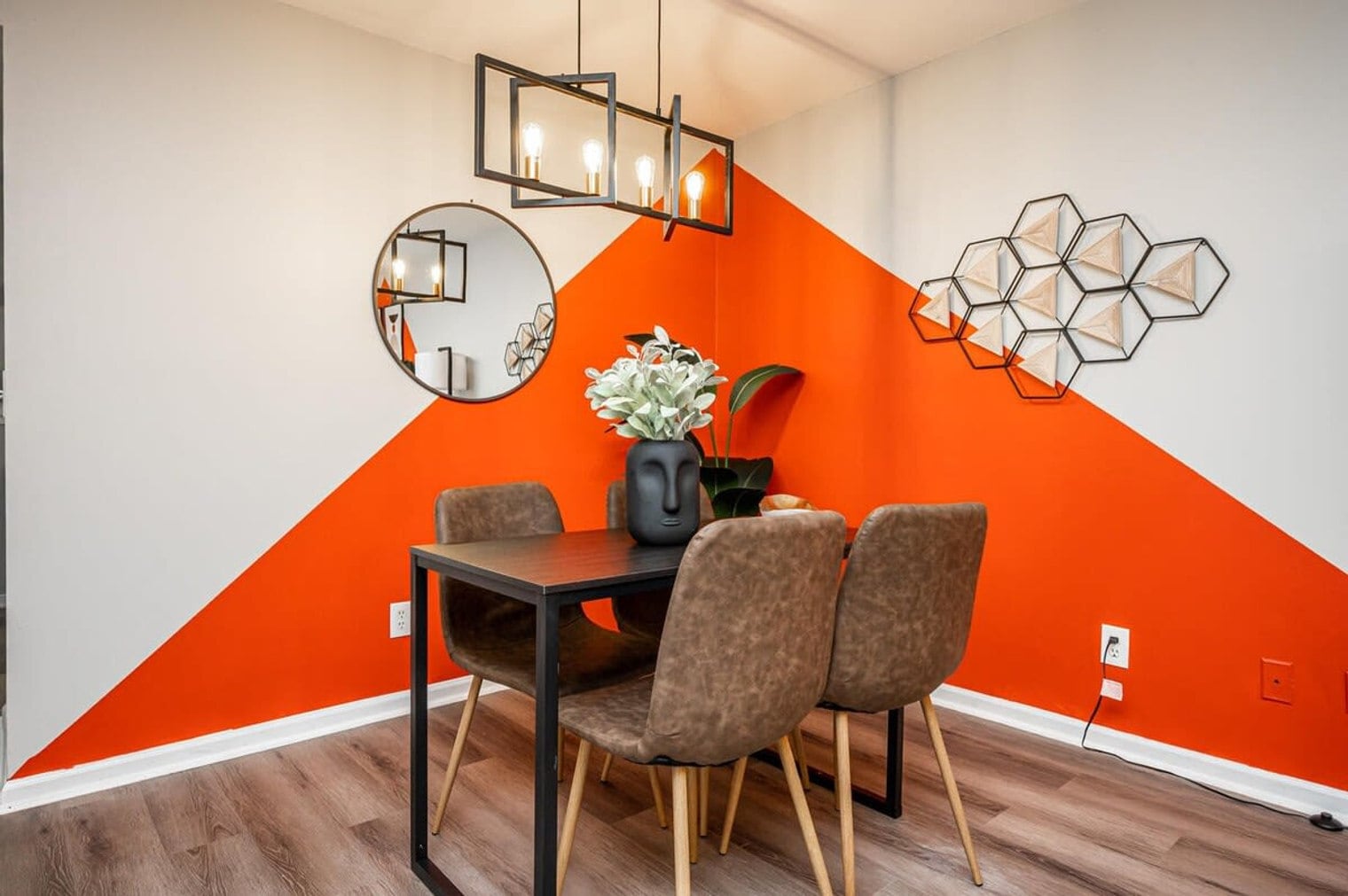 Building Photo - 1277 Sweet Pine Dr