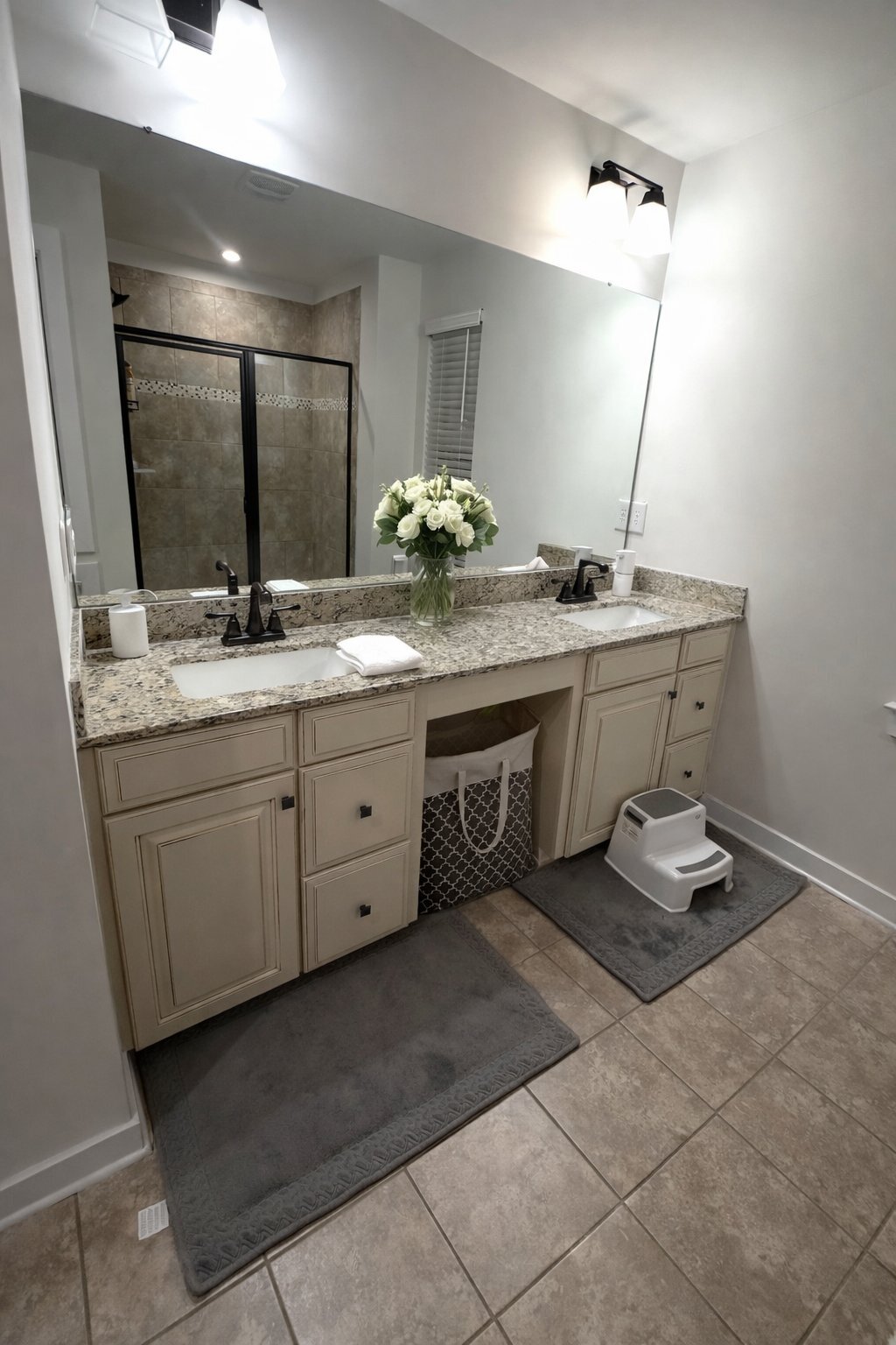 Building Photo - 11010 Watterson Square Ln